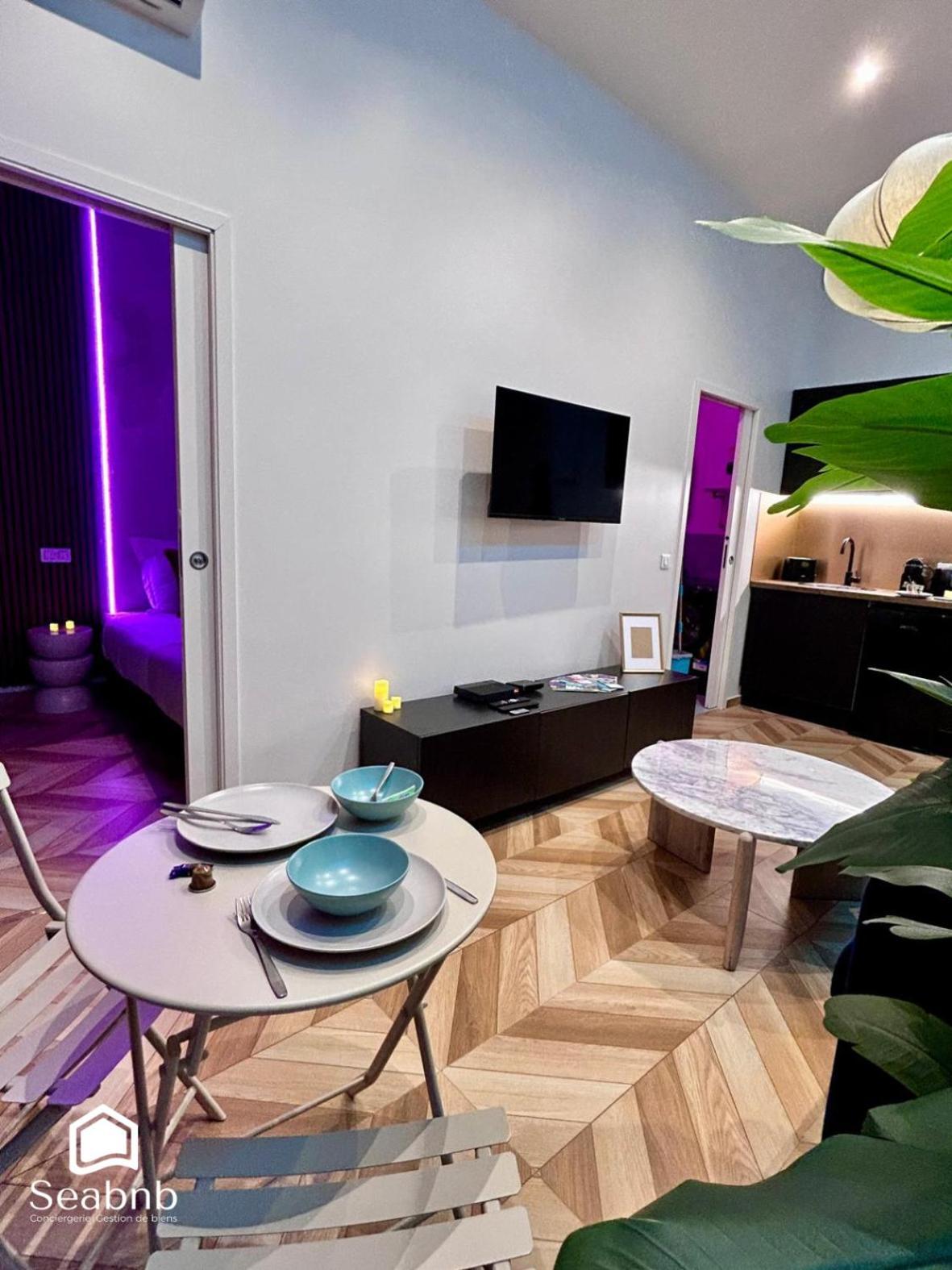 Luxurious - Seaside - Bath - Wifi - Ac Nizza